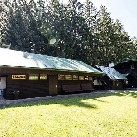 Hotel Komari Louka Nova Olesna