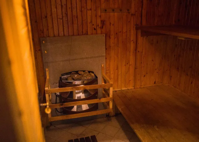Hotel Komari Louka *