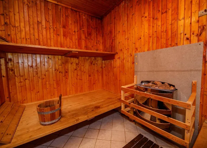 Komari Louka Hotel Nova Olesna