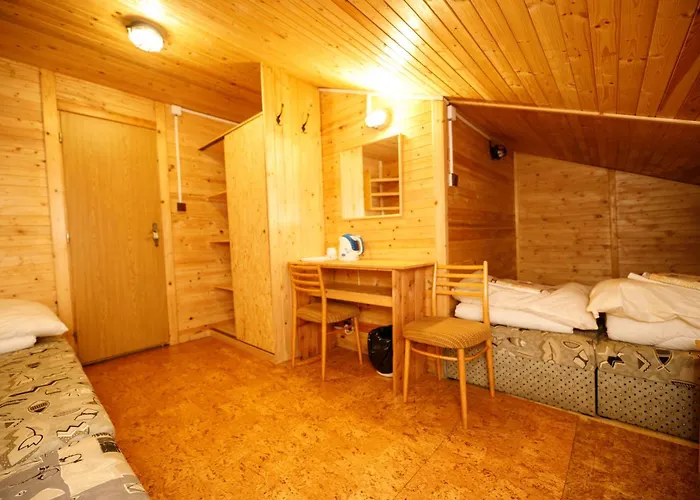 Hotell Komari Louka